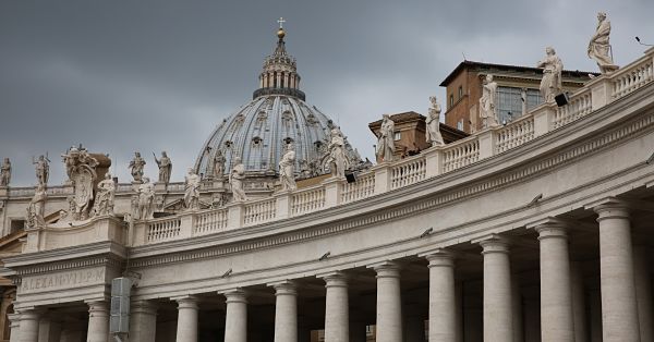 Can One Be an Evangelical and Roman Catholic?